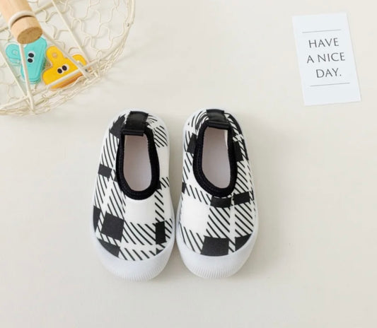 B+W Slip Ons